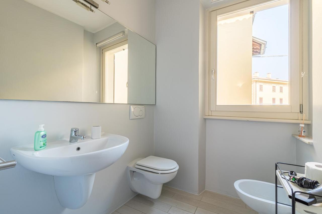 Apartment Delle Rose - Menaggio Dış mekan fotoğraf
